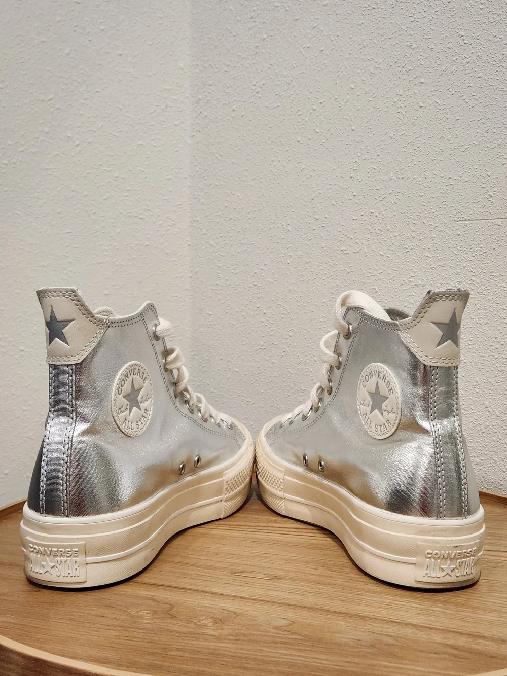Converse Chuck Taylor All Star High Top Sneakers - Silver Size 10 - Picture 1 of 8